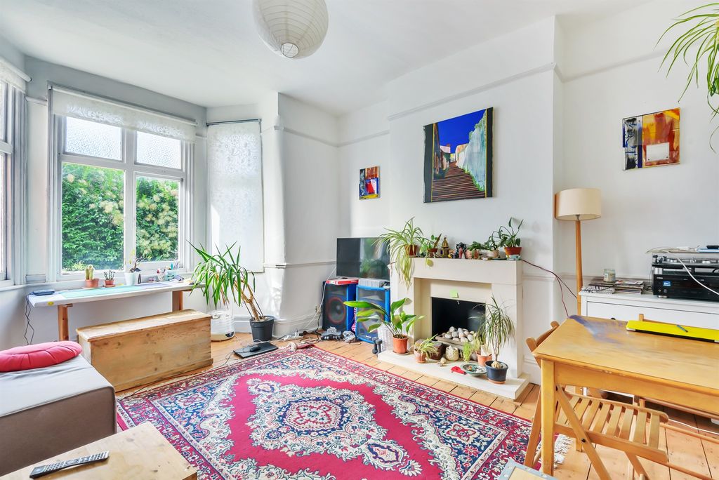 Property photo 1 of 8 Reception Room