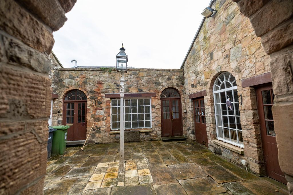 Property photo 1 of 15 Featured Image