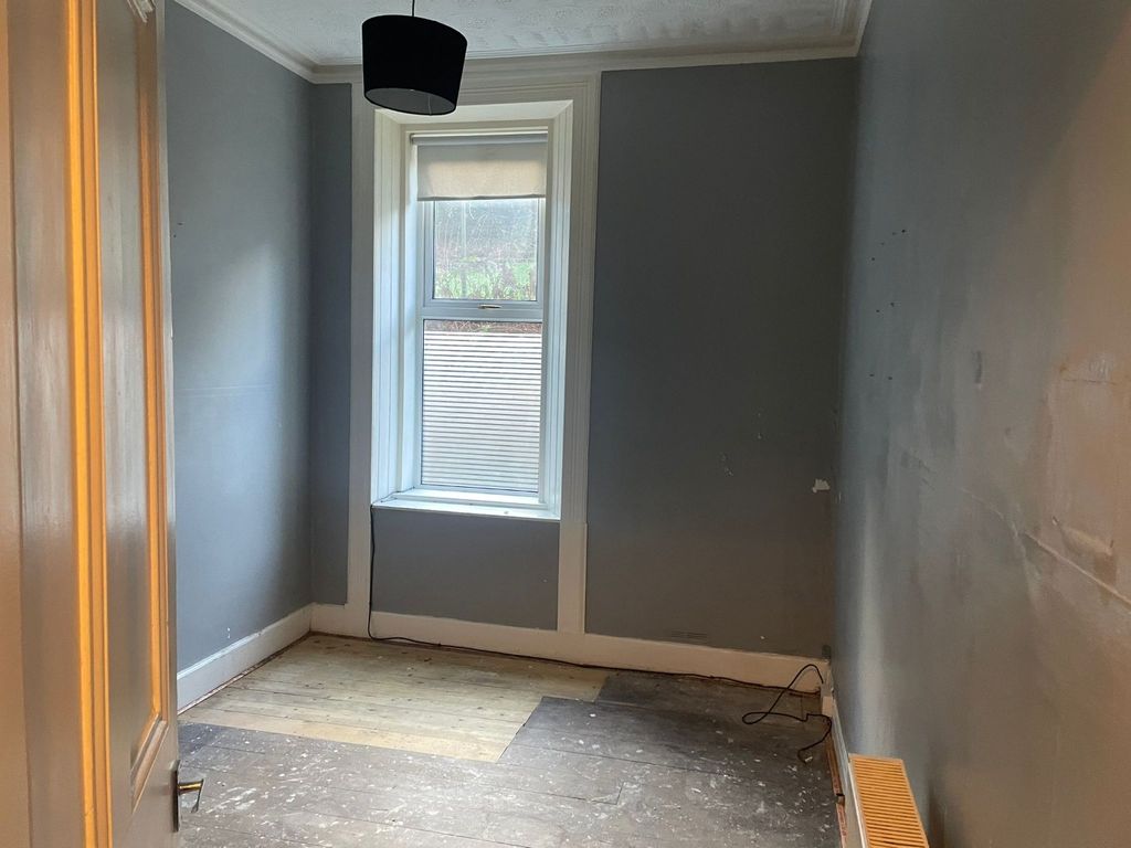 Property photo 3 of 4