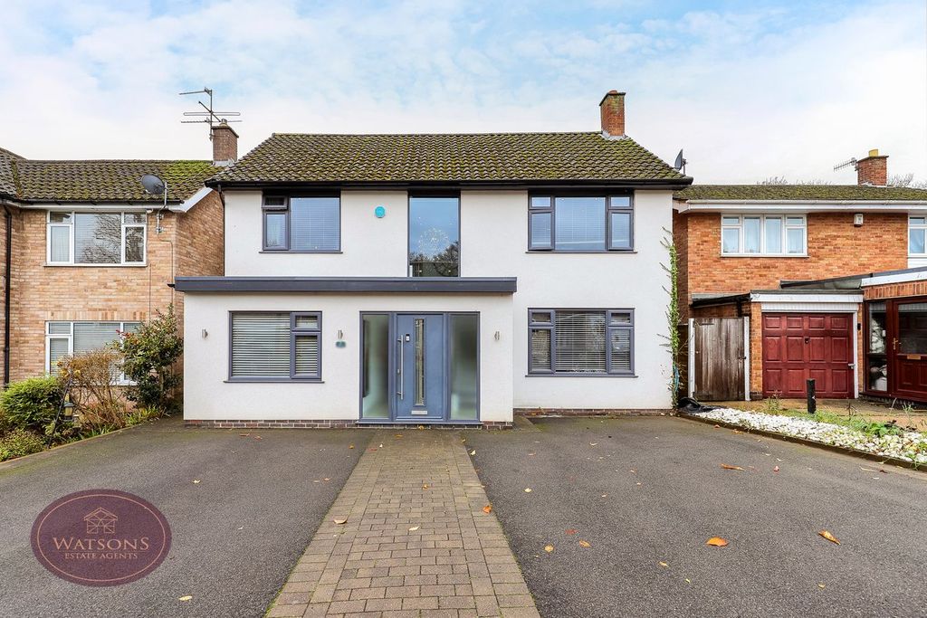 Property photo 1 of 28