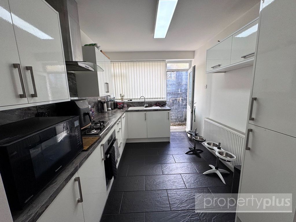 Property photo 1 of 12 Picture No. 08