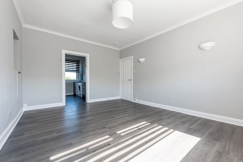 Additional image 5 of 4 bed flat for saleStobhill Road, Gorebridge EH23