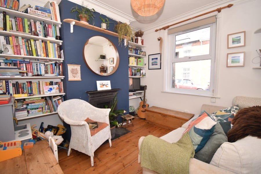 Property photo 2 of 11