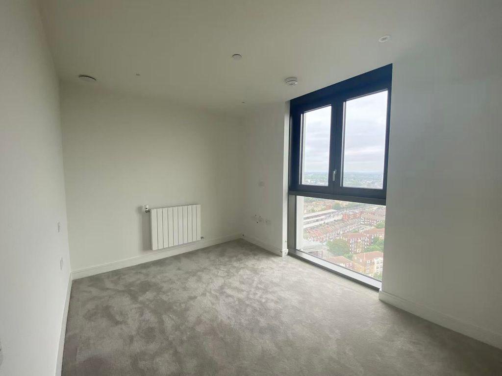 Property photo 3 of 7