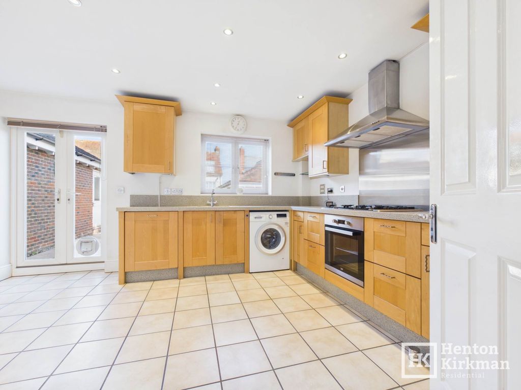 Property photo 3 of 30