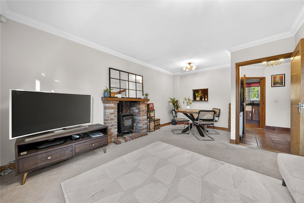 Property photo 3 of 23 Picture No. 29