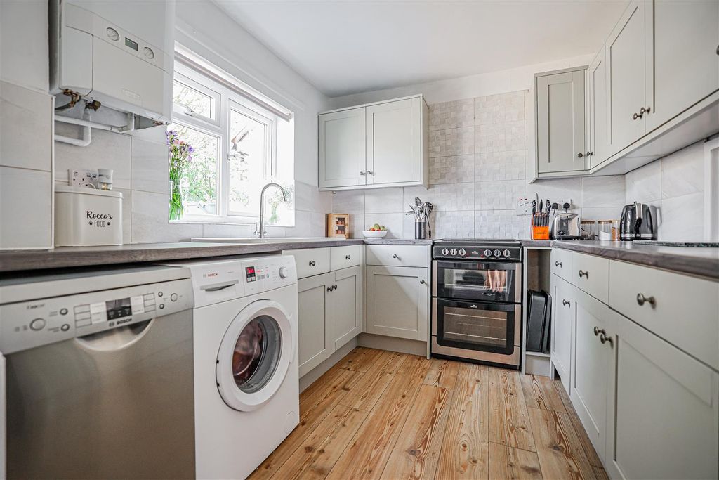 Property photo 2 of 29 980A9301-1.Png