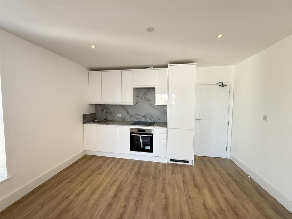 Property photo 2 of 9 Img_3036.Jpg