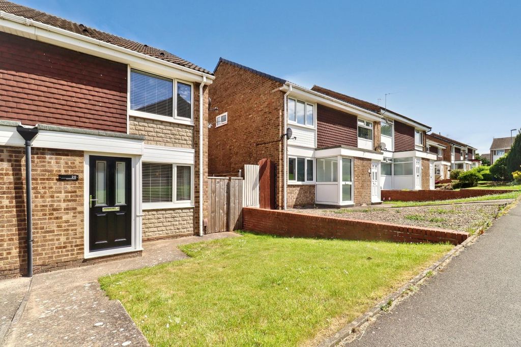 Property photo 1 of 16