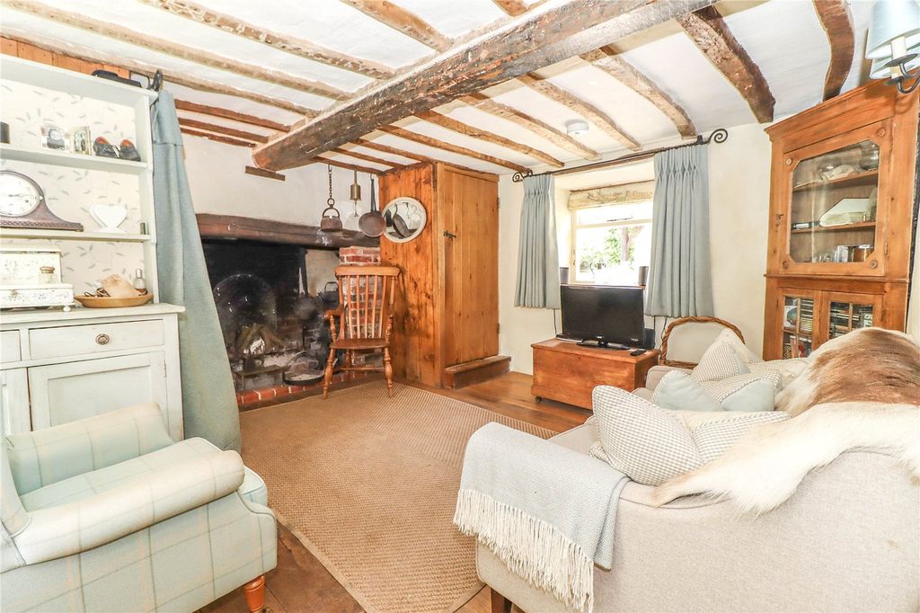 Property photo 2 of 16 Picture No. 07