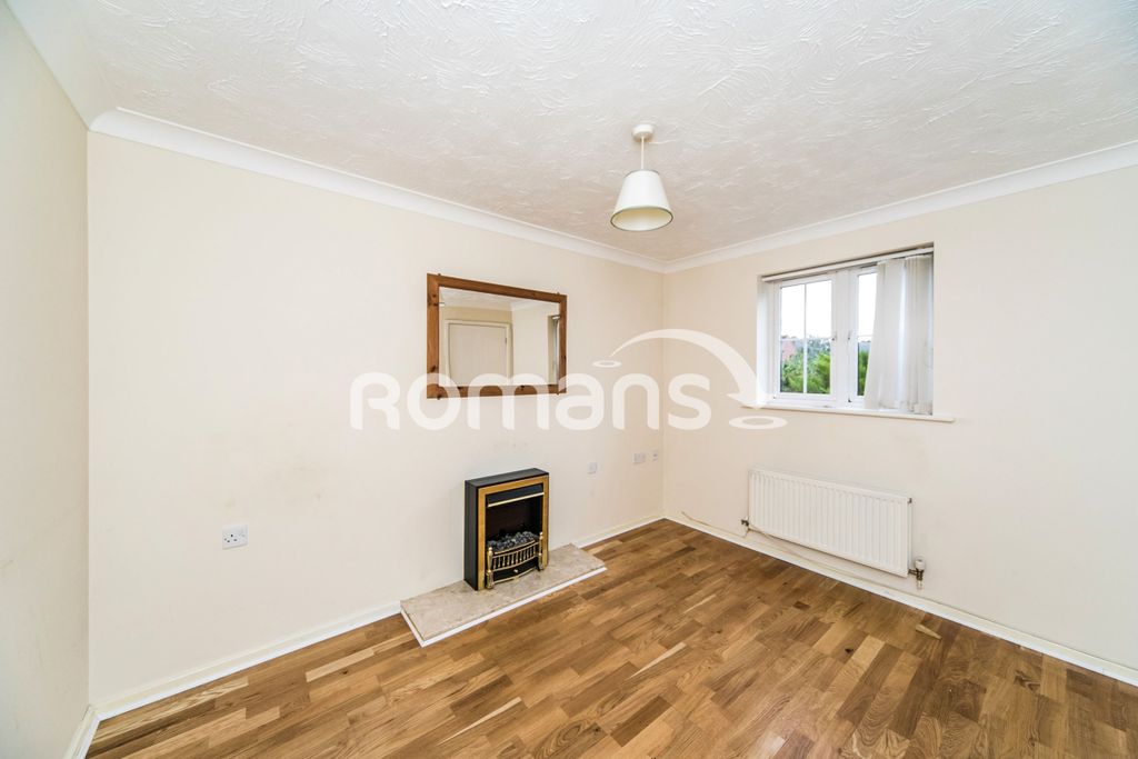 Property photo 3 of 8 1B1092d6-2F41-4032-B