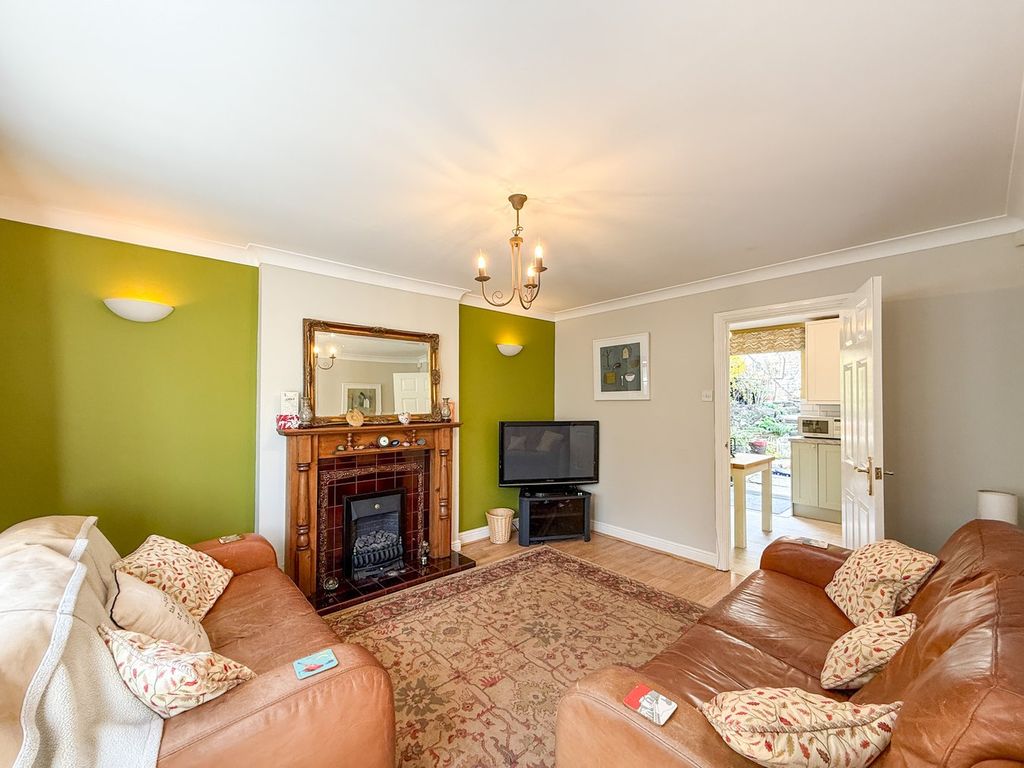 Property photo 3 of 19