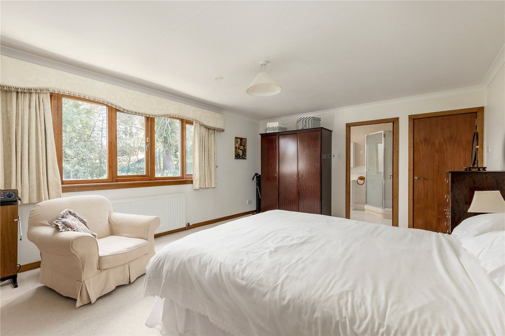 Additional image 17 of 5 bed semi-detached house for saleBarnton Avenue, Barnton, Edinburgh EH4