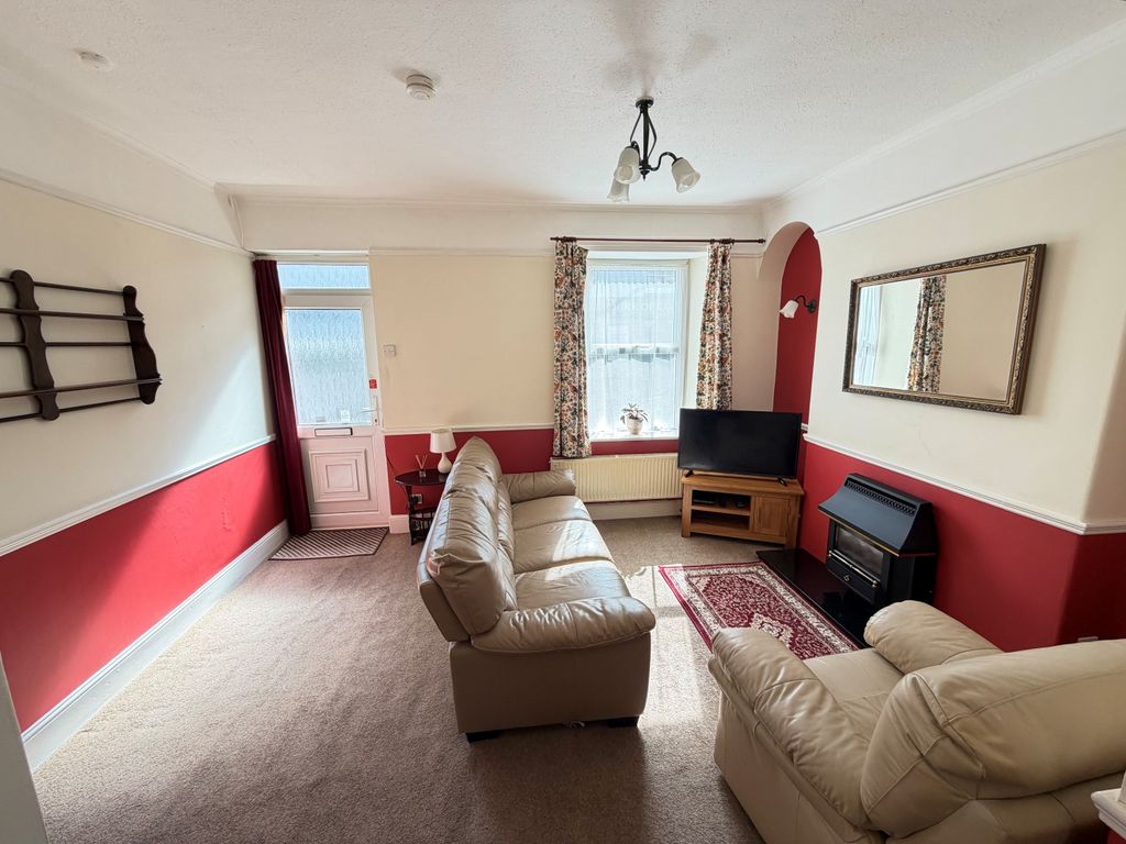 Property photo 2 of 8 Keaton Road, Ivybridge