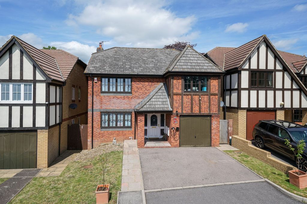 Property photo 1 of 18