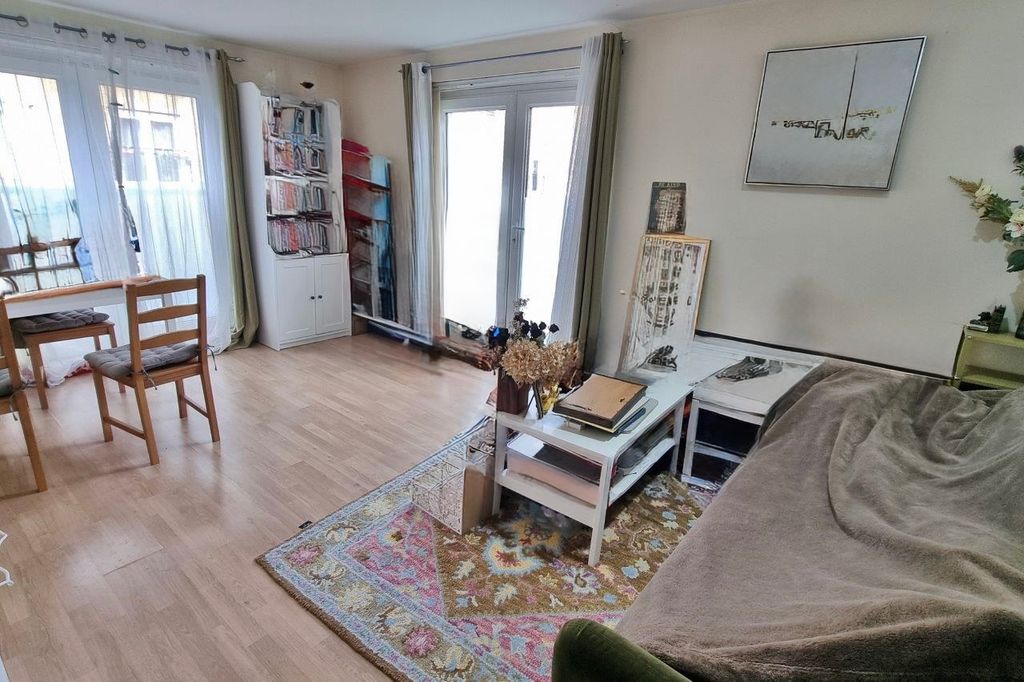 Property photo 3 of 11