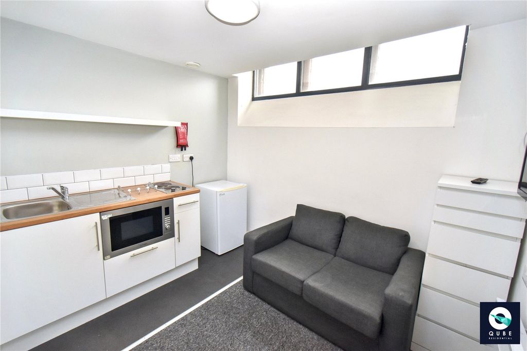 Property photo 2 of 12 Picture No. 02