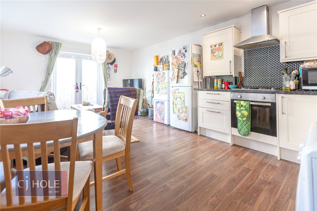 Property photo 1 of 19 Picture No. 41