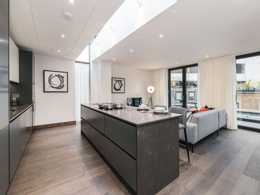 Property photo 1 of 18 Hanway Street