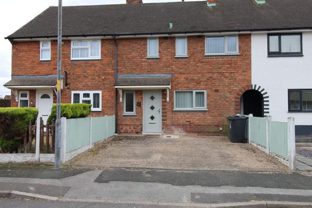 Property photo 1 of 19 Refurbished 3 Bedroom Mid Terraced House, Bloxwich, Walsall, Ws3.