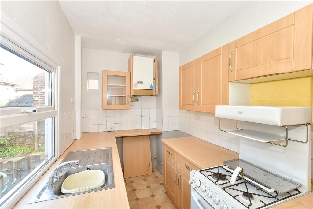 Property photo 2 of 13 Kitchen