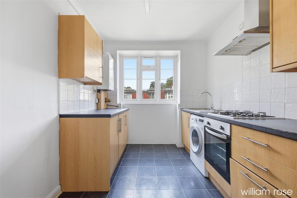 Property photo 3 of 12 13_Img_2591.Jpg