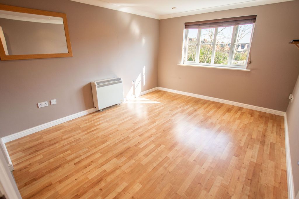 Property photo 2 of 7 Lounge