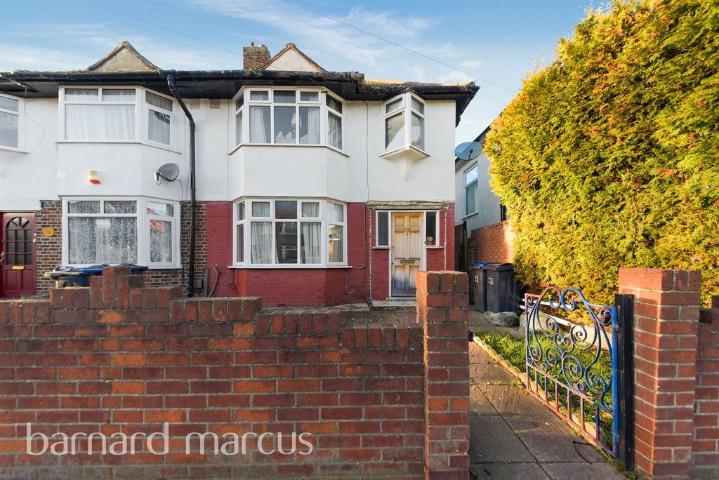 Property photo 1 of 12