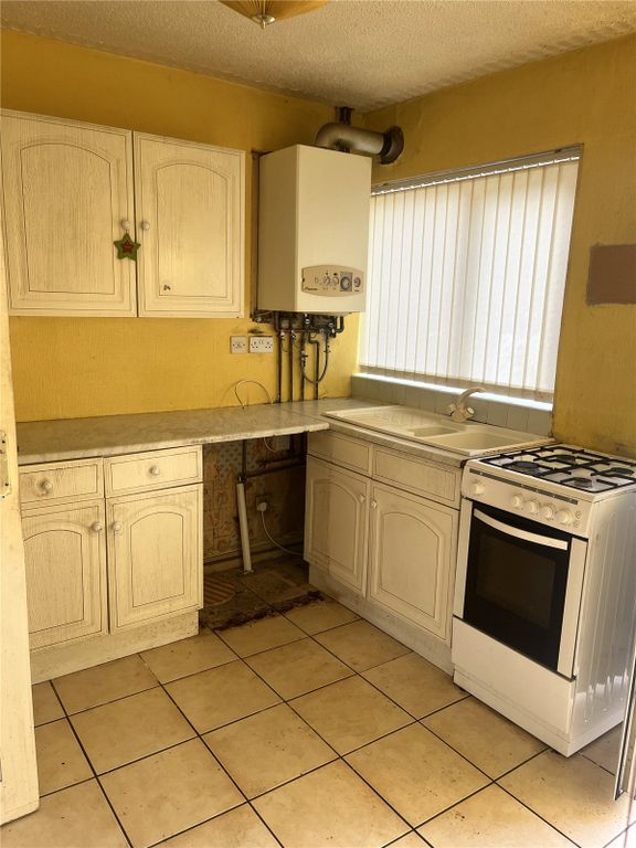 Property photo 3 of 9 Picture No. 16