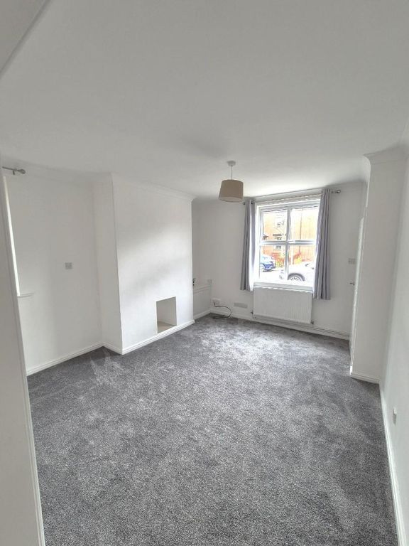 Property photo 2 of 16 1000007496.Jpg