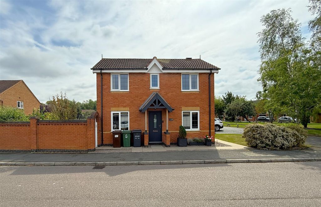 Property photo 1 of 17 External.Jpg