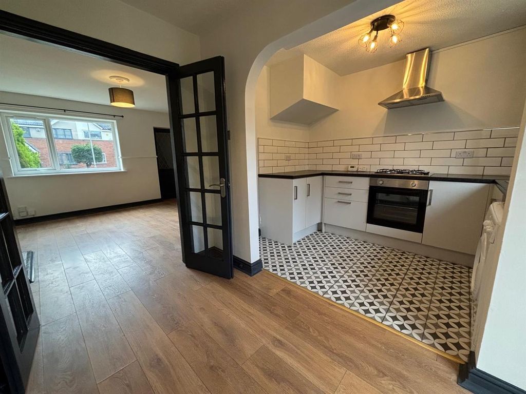 Property photo 3 of 14 Img-20260330-Wa0015.Jpg