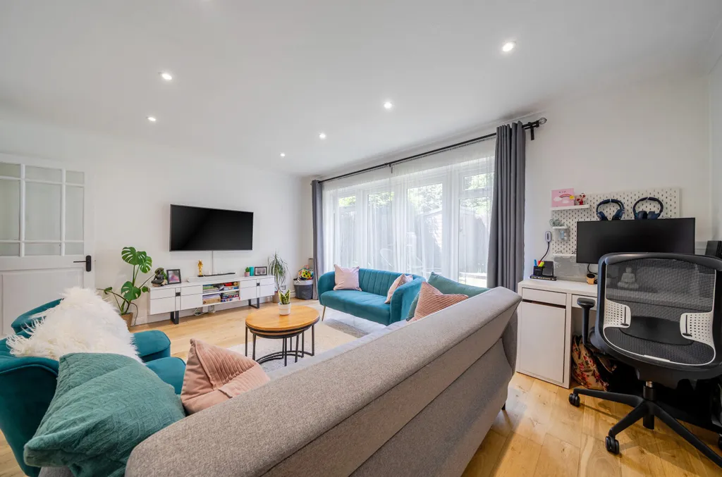 House in London, London Borough of Bromley - More