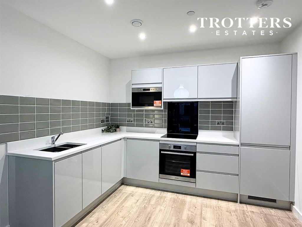 Property photo 3 of 8 Untitled Design - 2025-09-02T115350.790.Png