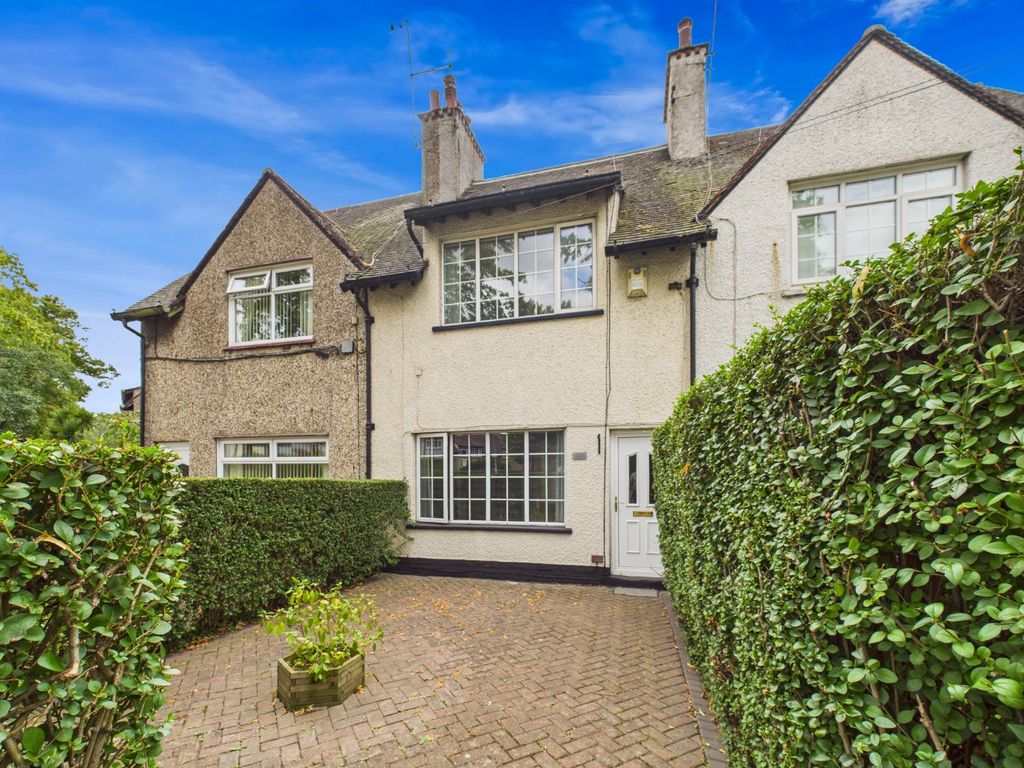 Property photo 1 of 11 4384422