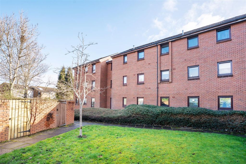 Additional image 15 of 2 bed flat to rentCaird Gardens, Hamilton ML3