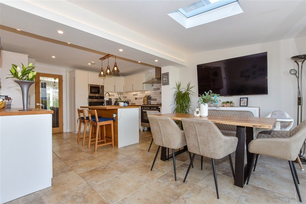 Property photo 2 of 13 Dining Area