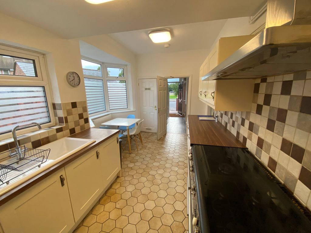 Property photo 2 of 19 View