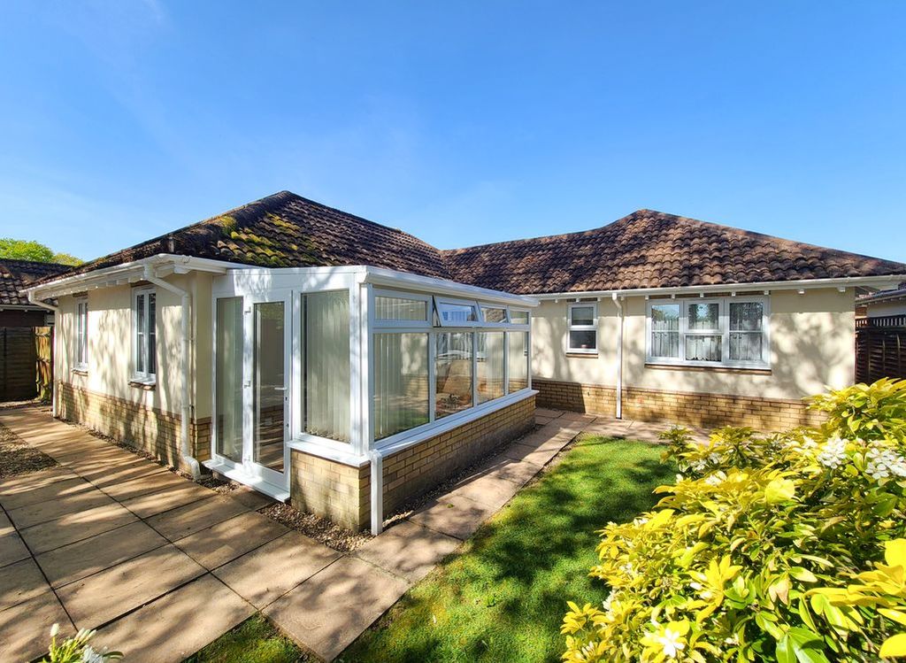 Property photo 2 of 26