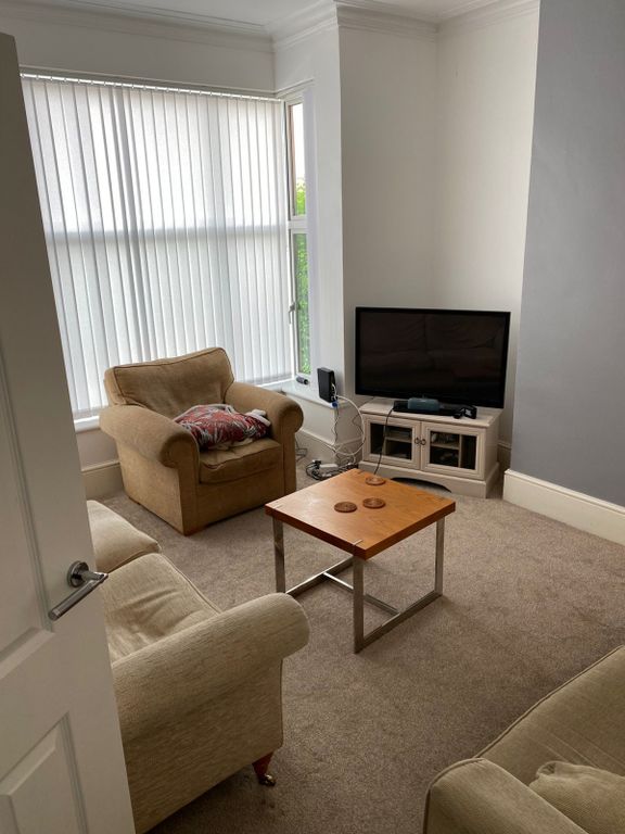 Property photo 3 of 9 Gallery