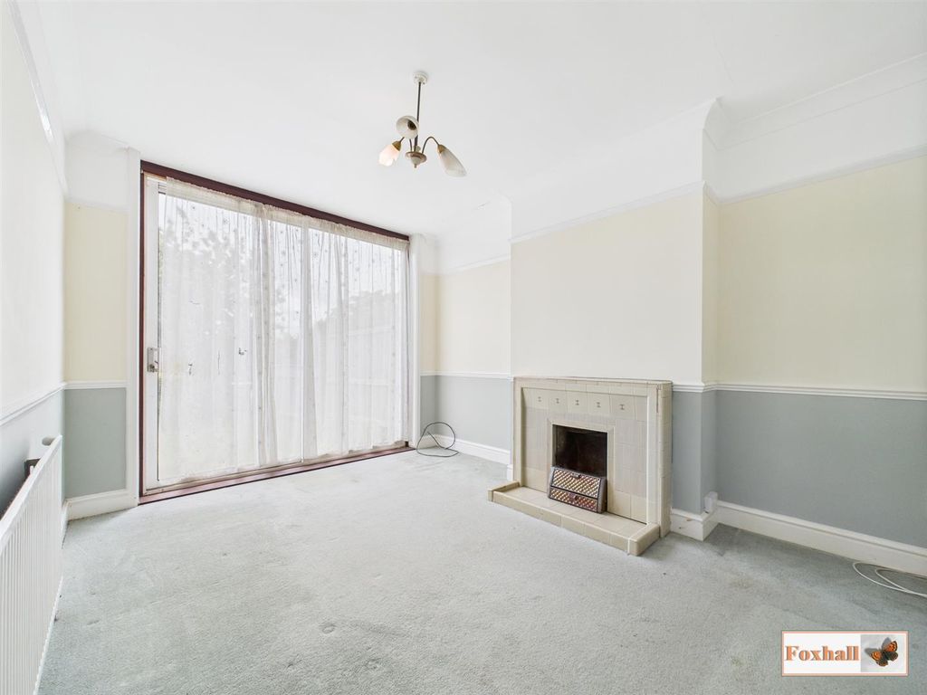 Property photo 2 of 19 Dining Room