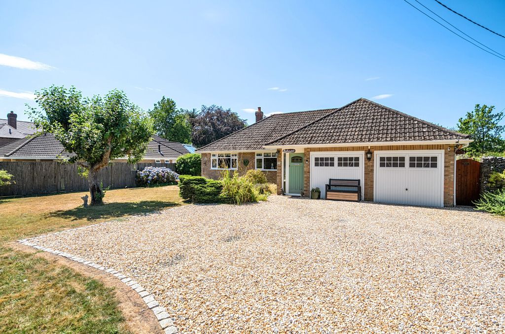 Property photo 1 of 16 1492927-23-6A5E1E...