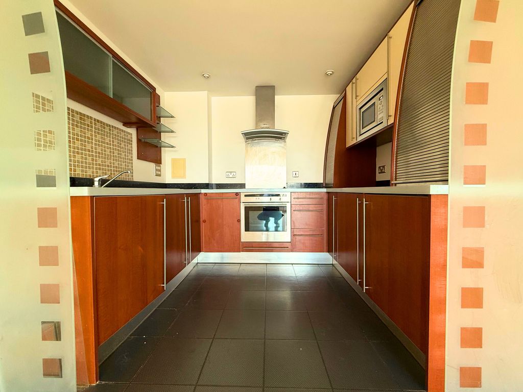 Property photo 3 of 8 797F5Fe7-402d-4882-9B83-8Ff5F7A1Ef25