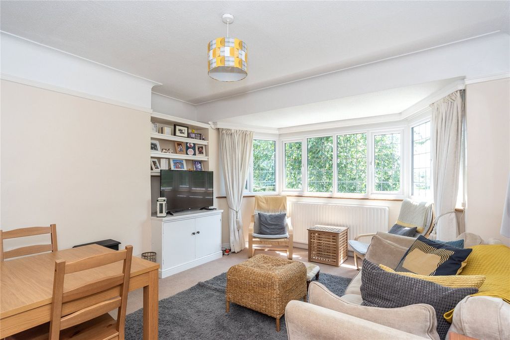 Property photo 2 of 11 Picture No. 02