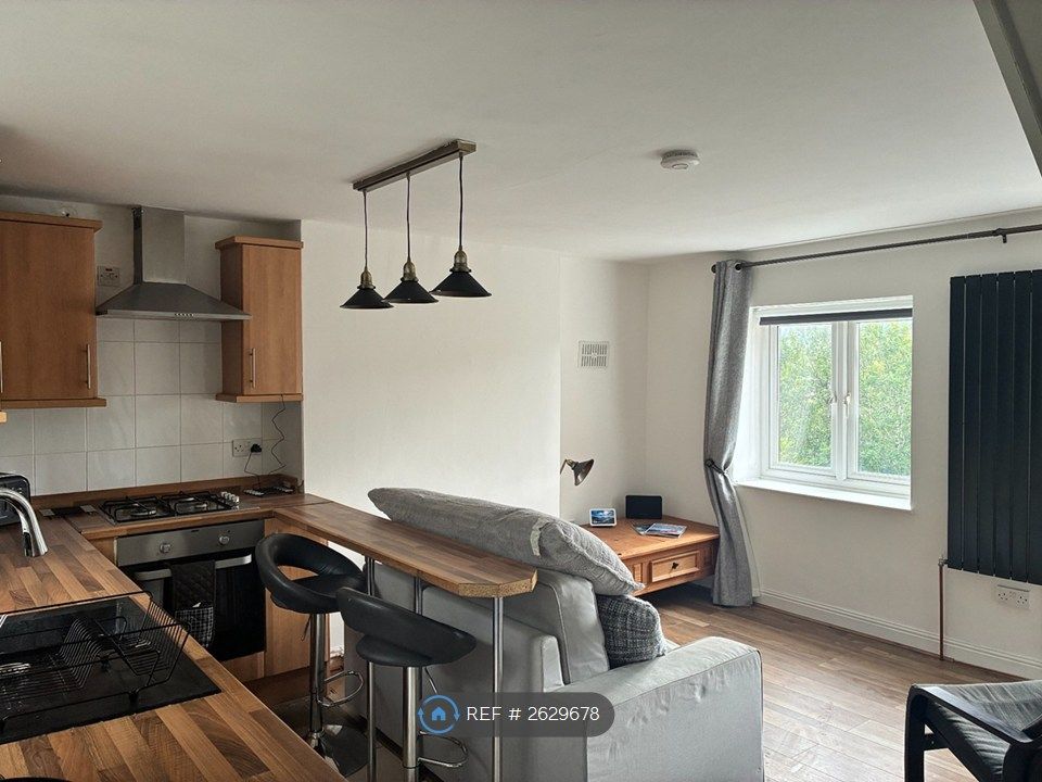 Property photo 1 of 5
