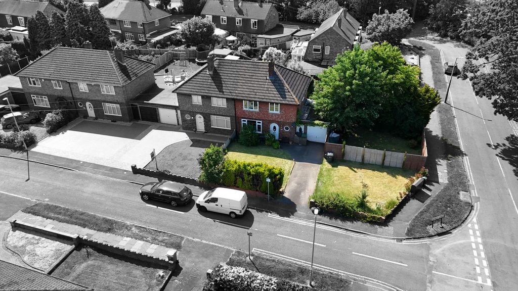 Property photo 3 of 39