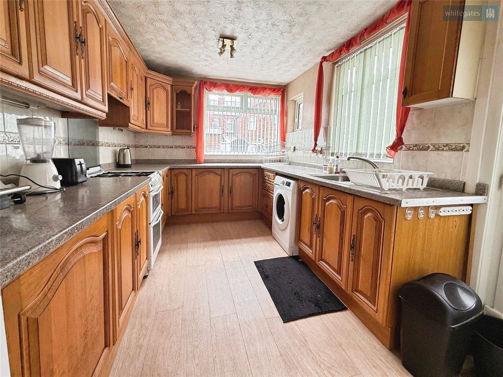 Property photo 3 of 13 Picture No. 07