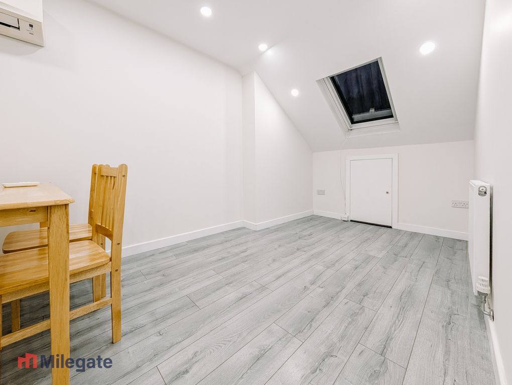 Property photo 1 of 7 Photo 1