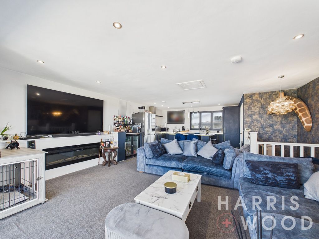 Property photo 3 of 42 5172813