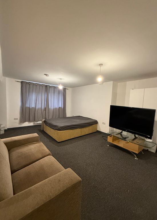 Property photo 2 of 4